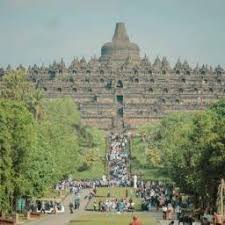 mitos candi borubudur